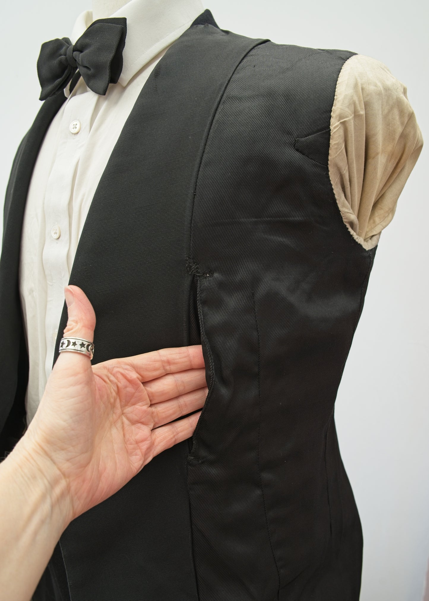 Vintage Edwardian Shawl Collar Tuxedo Dinner Jacket • 36"