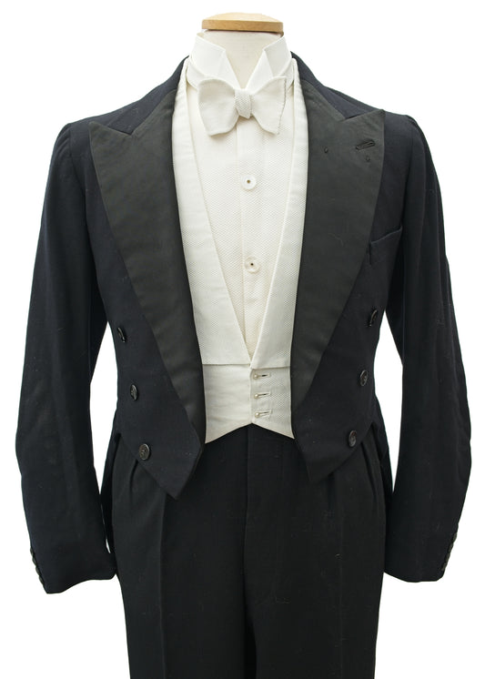 Vintage Formal Evening White Tie Tail Coat •  Medals Bar Loops 36"