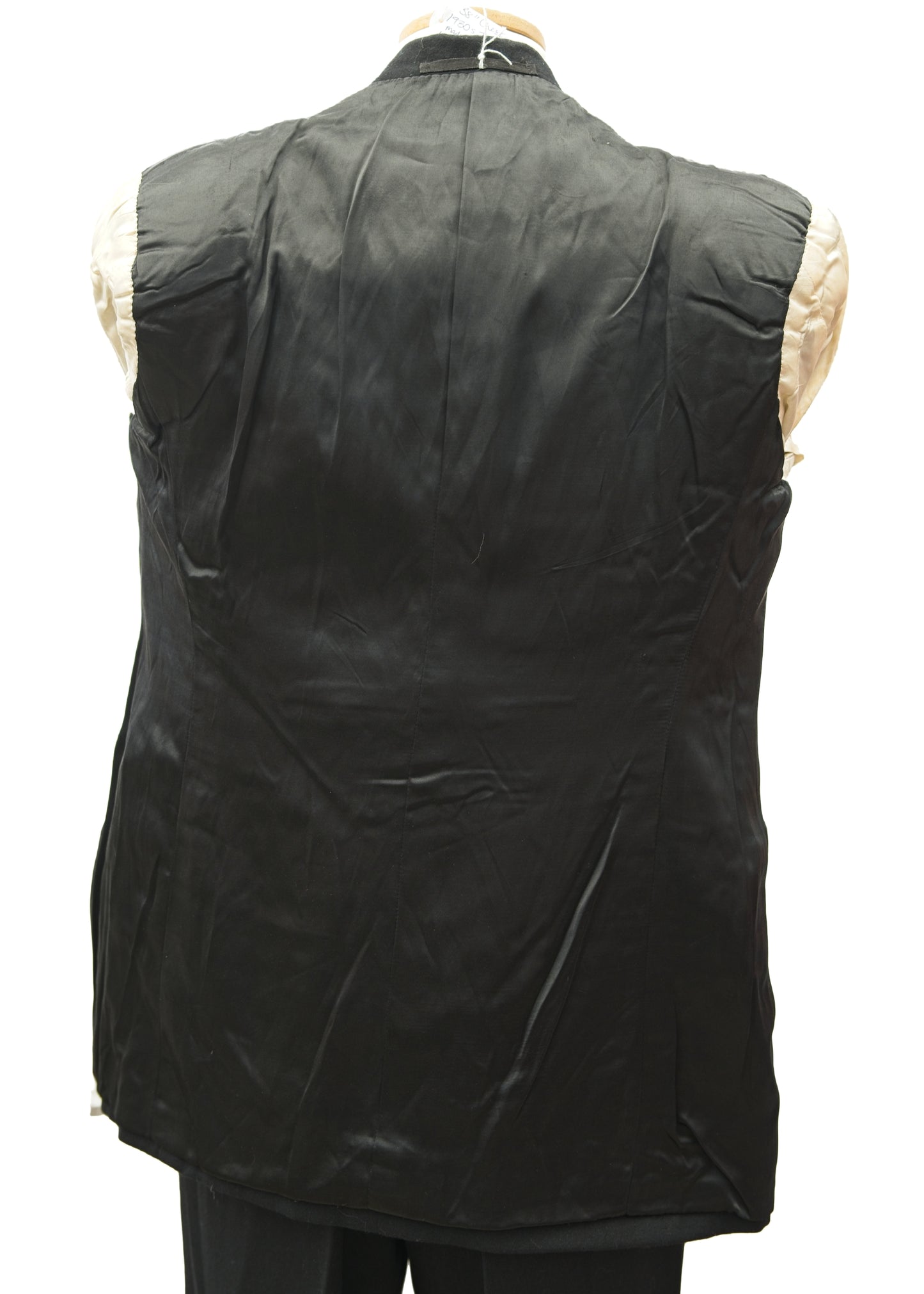 1930s Vintage Shawl Collar Tuxedo Dinner Jacket • McDowell's 38"