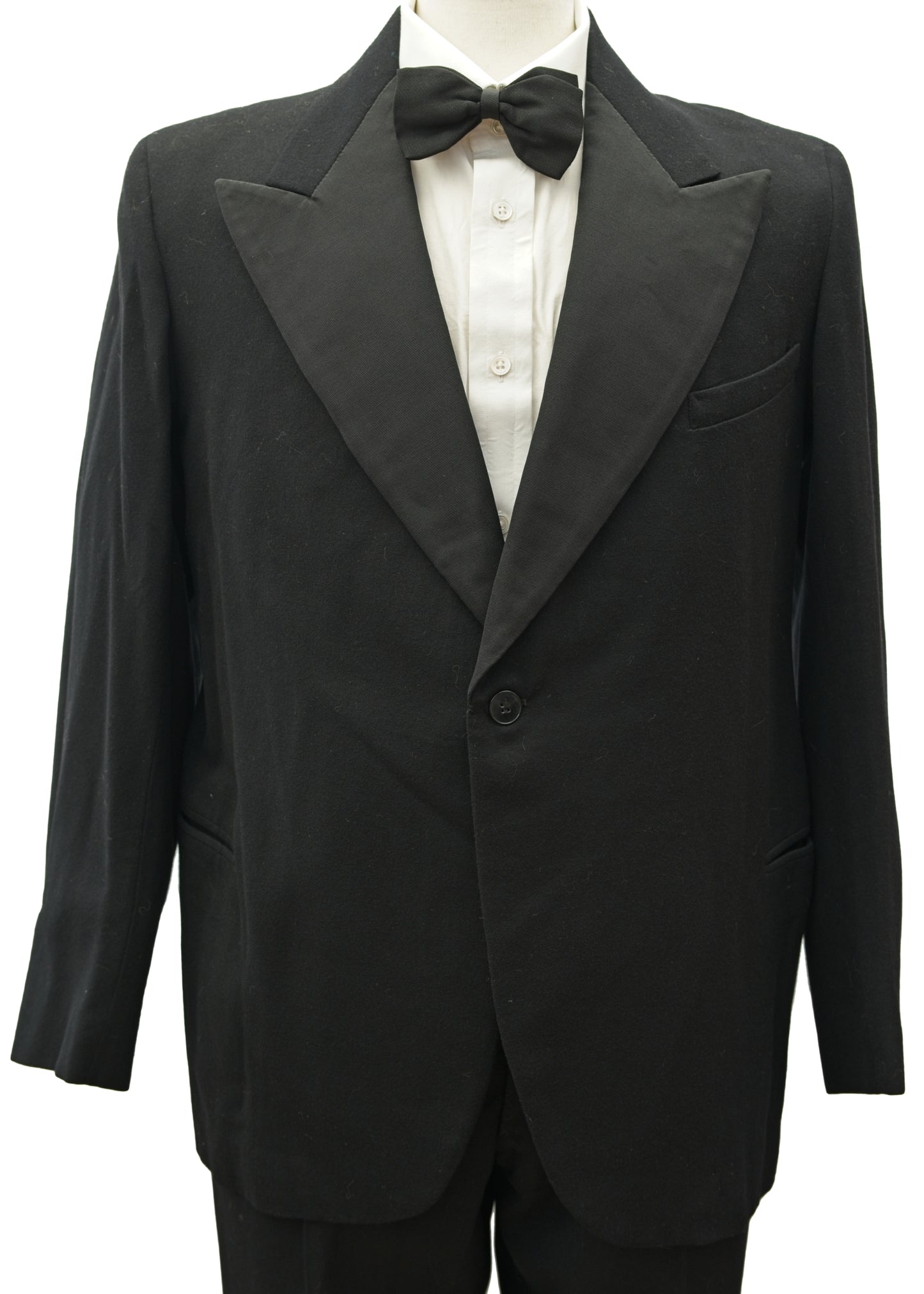 1930s Vintage Shawl Collar Tuxedo Dinner Jacket • McDowell's 38"