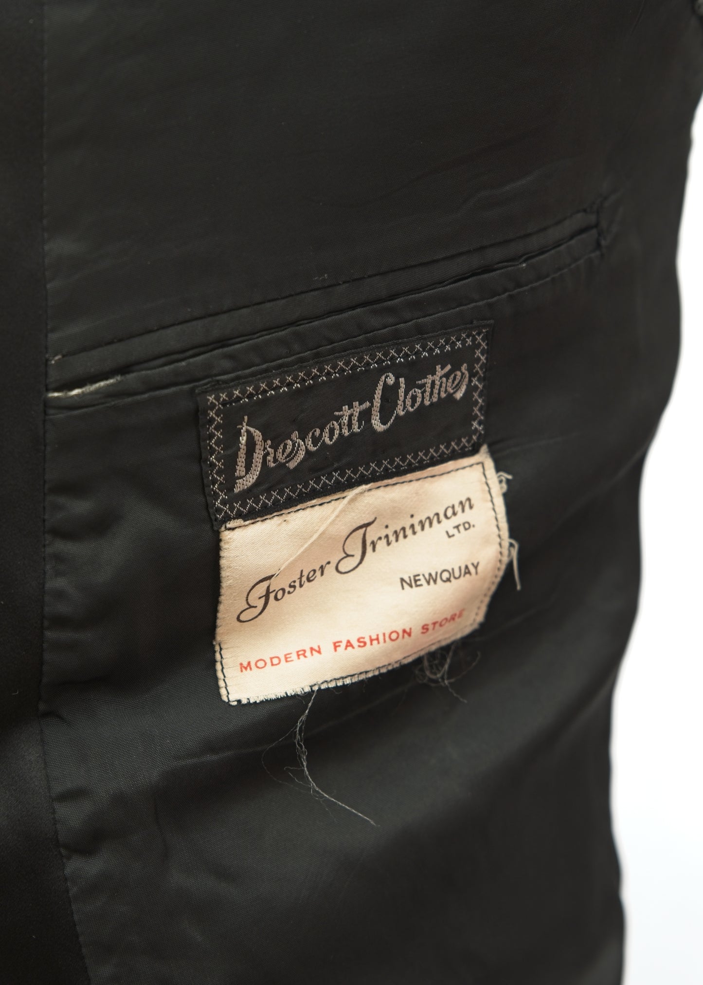 Vintage 60s Mohair Shawl Collar Tuxedo Dinner Jacket • Drescott 40"