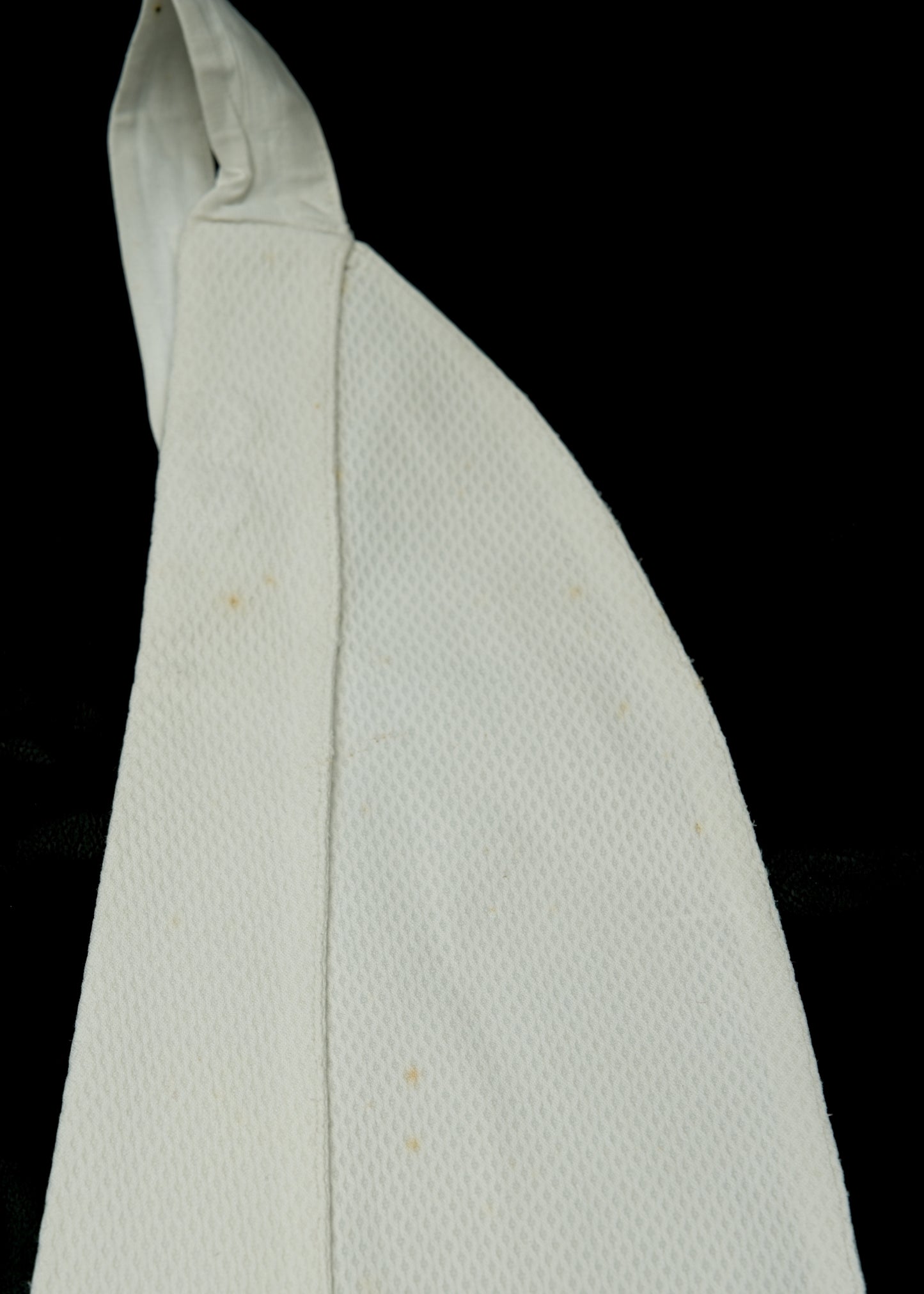 Vintage Welmar Formal White Marcella Backless Waistcoat • 40" • Stained
