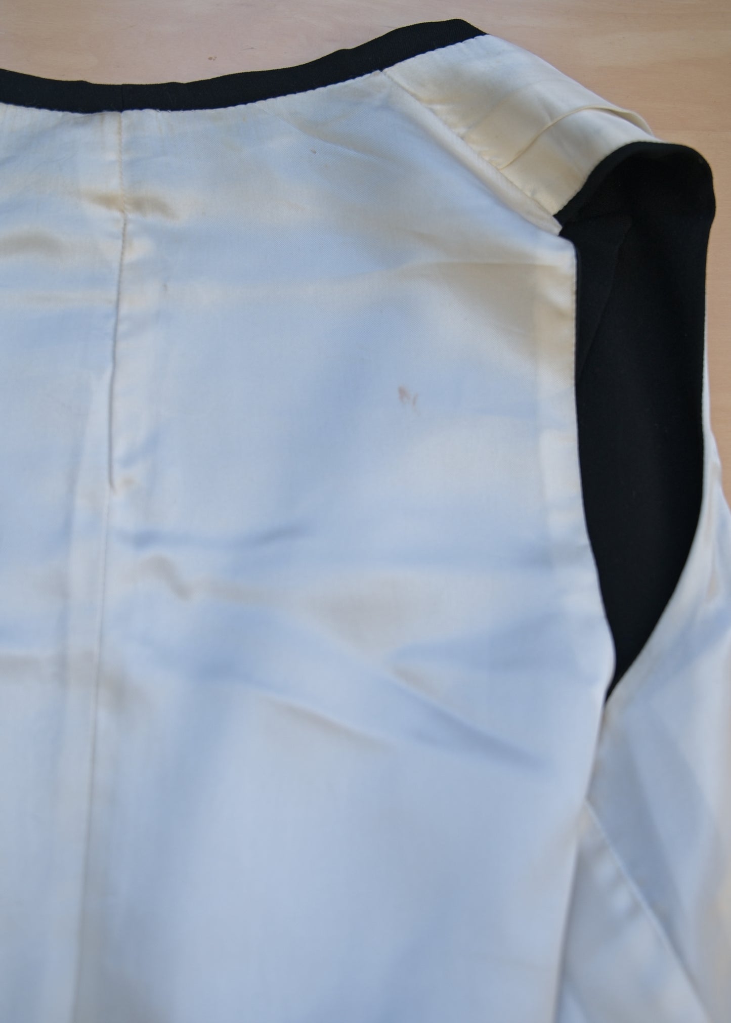 Men's Vintage 60s 3 Piece Tuxedo Dinner Suit 43" Long
