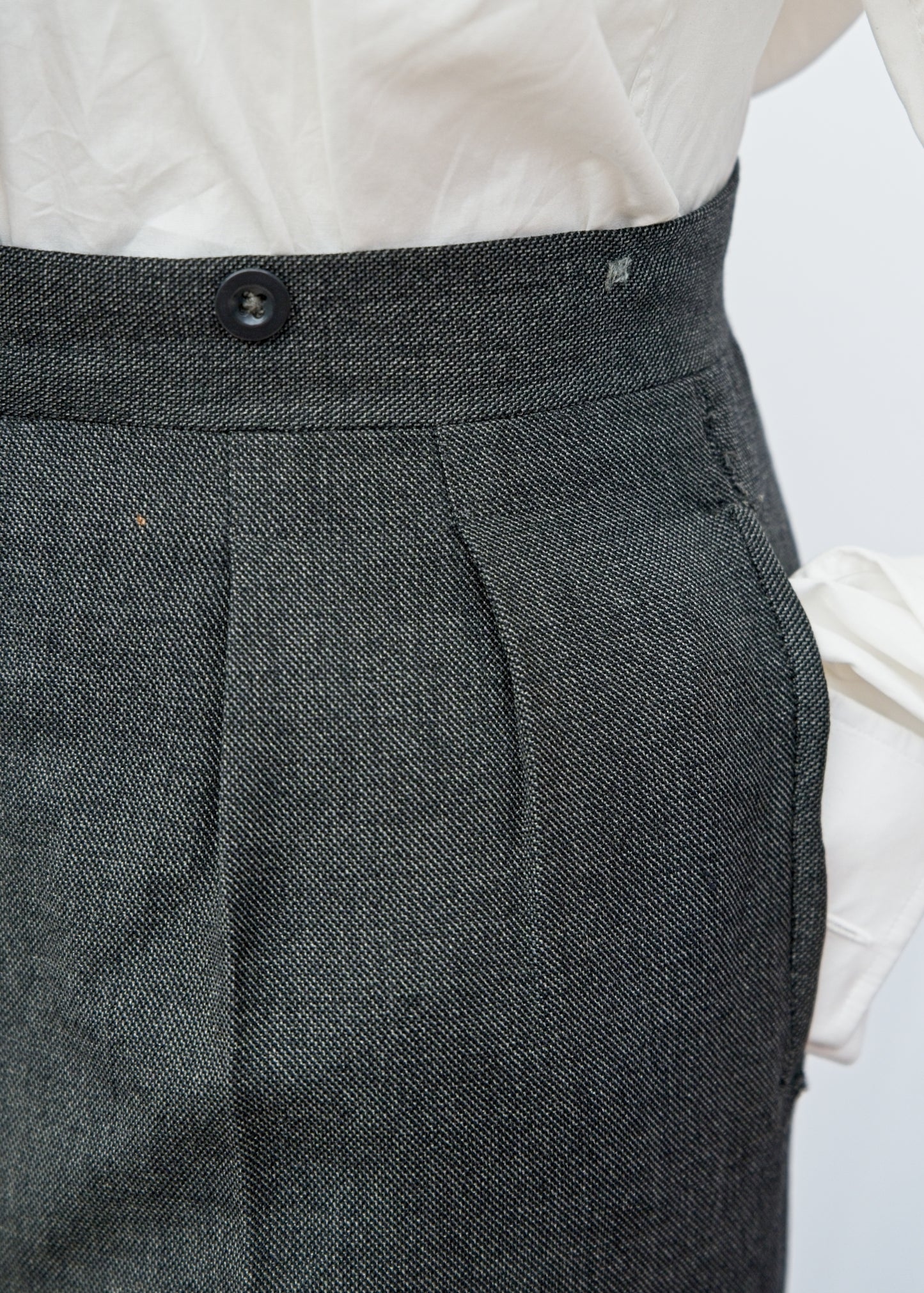 Vintage 1950s Men's Vintage Charcoal 3 Piece Suit 40”L