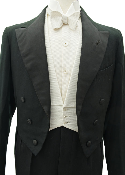 Vintage Formal Evening White Tie Tail Coat •  Austin Reed 39" L