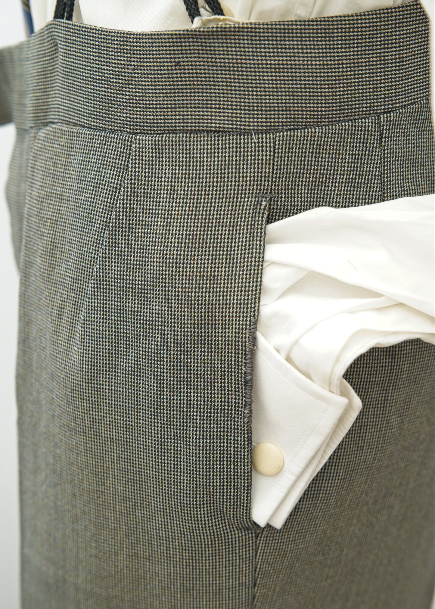 Vintage 1960s Men's Vintage Grey 3 Piece Suit 44-46”L