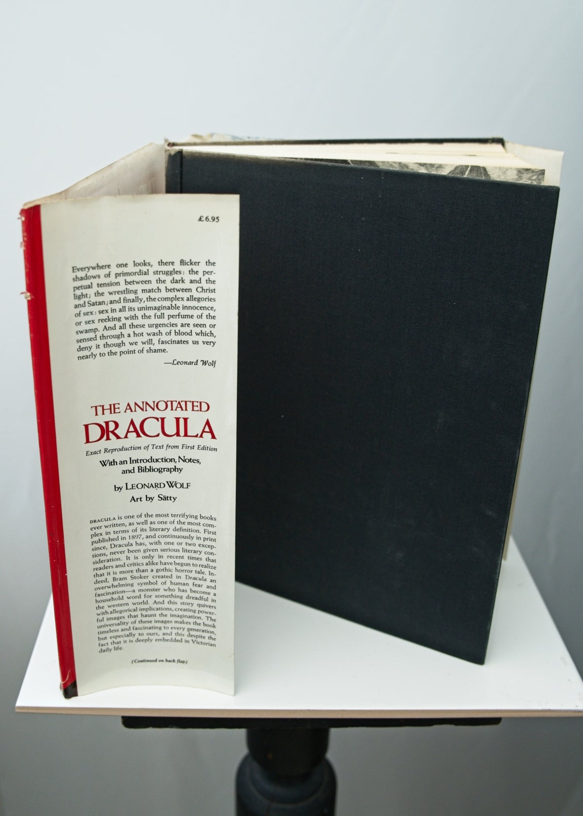 The Annotated Dracula • Bram Stoker • Leonard Wolf • 1976 Hardback NEL
