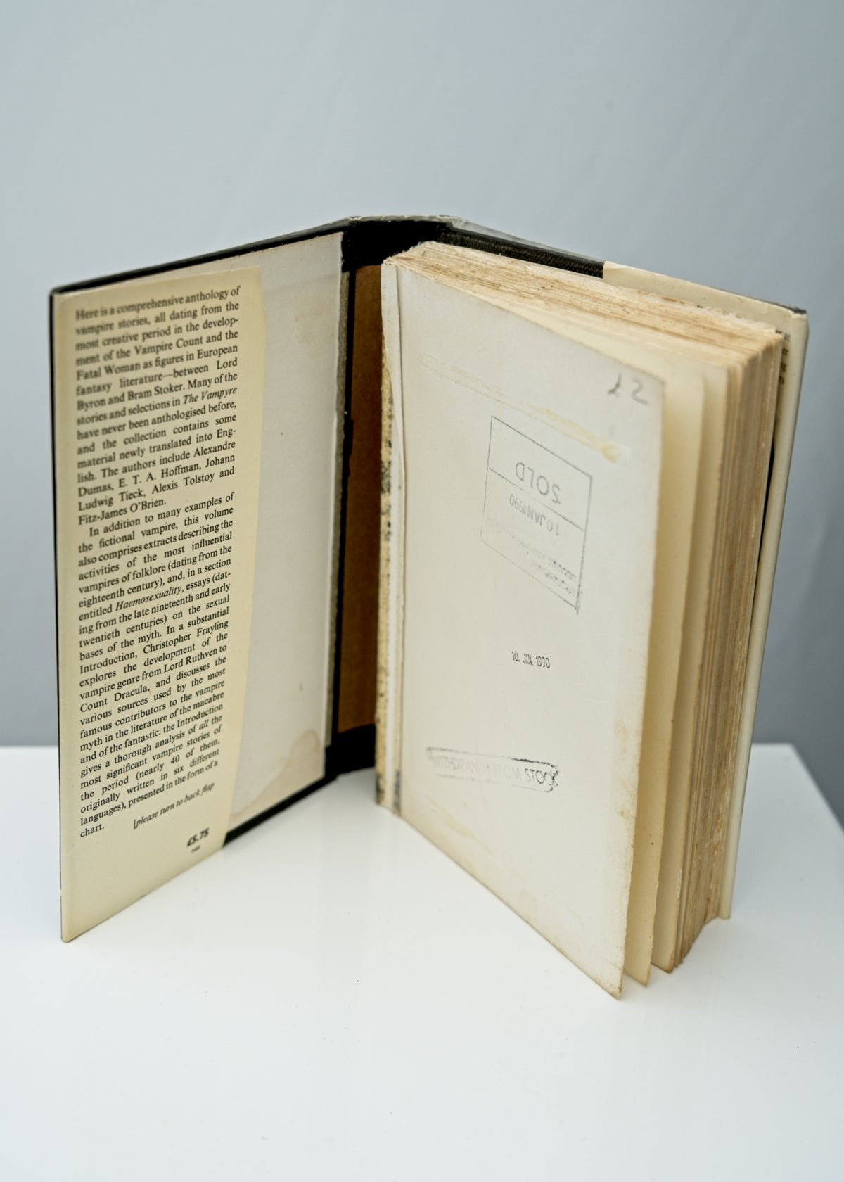 The Vampyre • Lord Ruthven to Count Dracula • Christopher Frayling