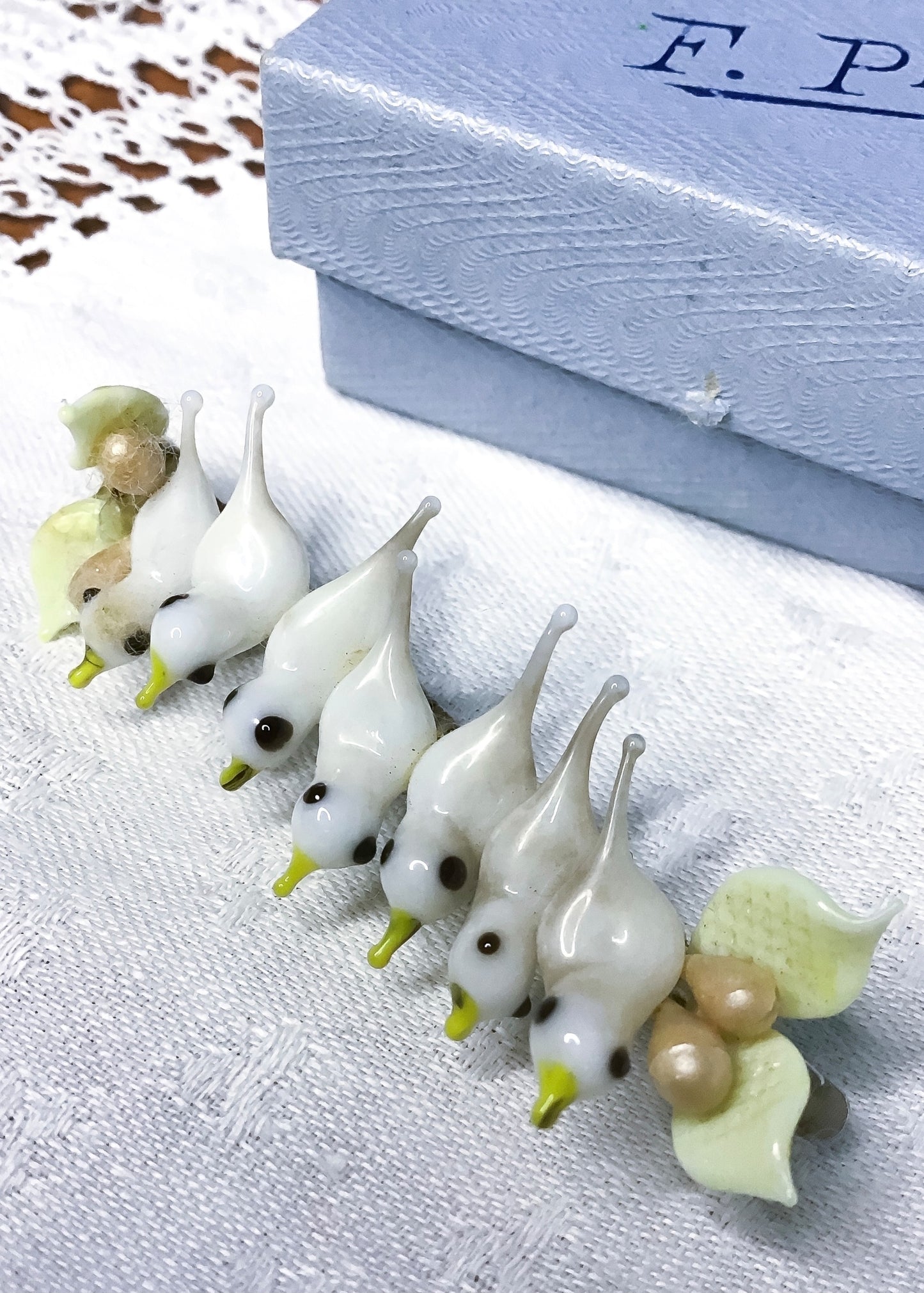 vintage 40s murano glass birds brooch
