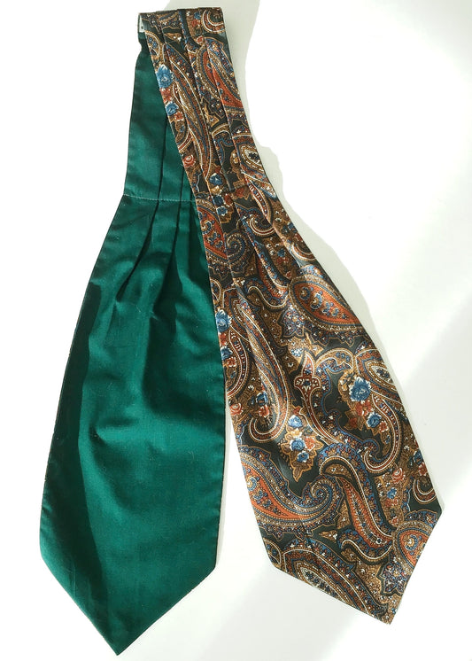 Vintage Green Paisley Cravat with Green Lining