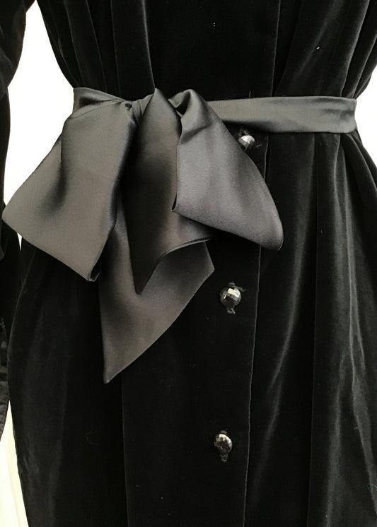 Vintage Black Velvet Cocktail Dress • Country Casuals