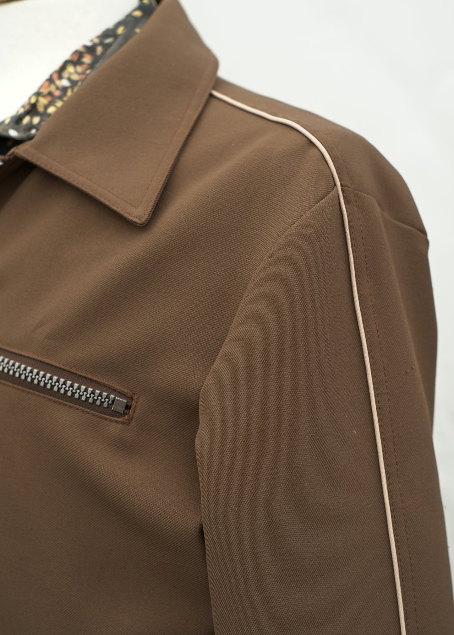 Men's Vintage Brown Zipped Sports Jacket with Piping • 38" - 40"