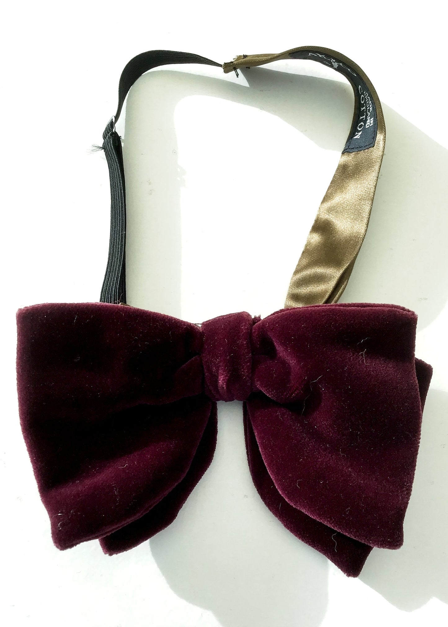 1970s Vintage Burgundy Velvet Acko Bow Tie