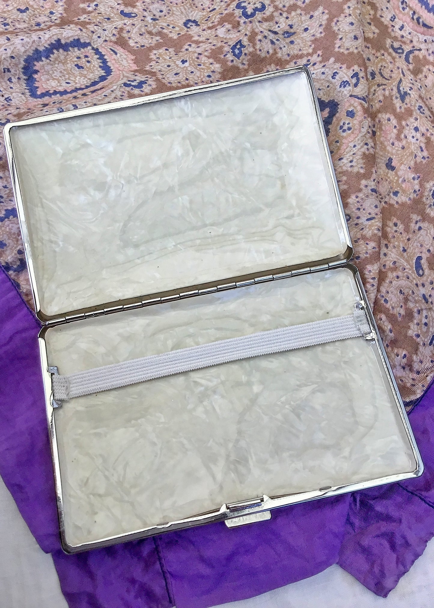 Vintage 30s Cigarette Case With Military Button • Militaria