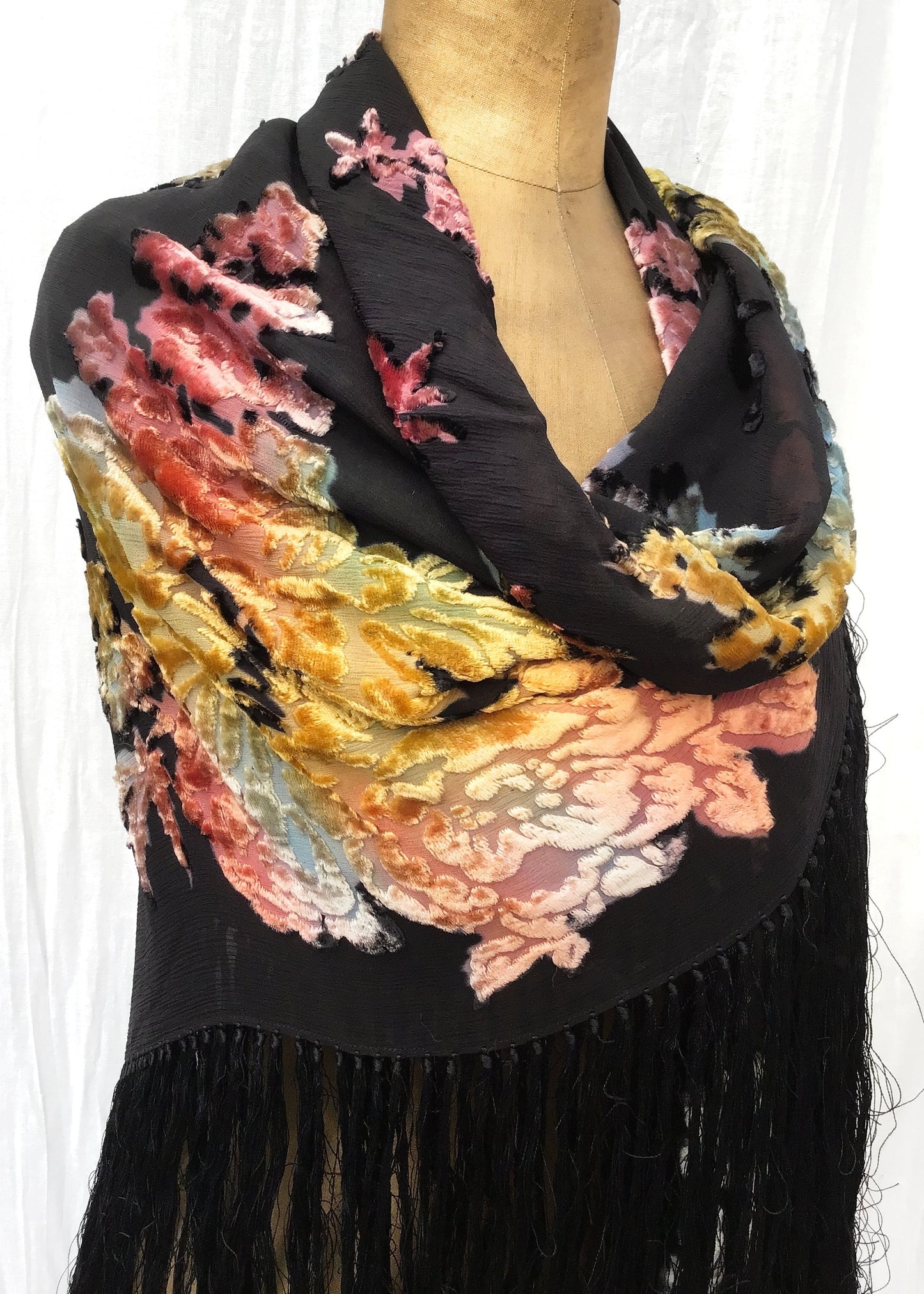the most stunning beautiful vintage silk devore velvet piano shawl, on silk chiffon base with belended ombre colours floral velvet