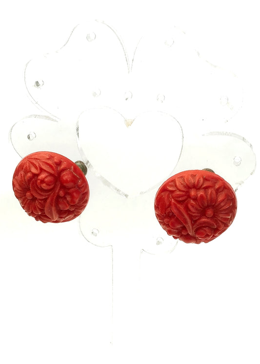 floral faux cinnabar earrings from the 1930s with screw backs