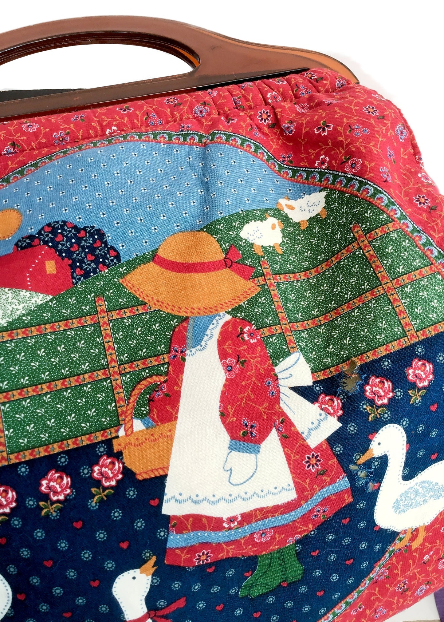 Holly Hobbie Girl Knitting Bag with Plastic handles • Sun Bonnet Sue