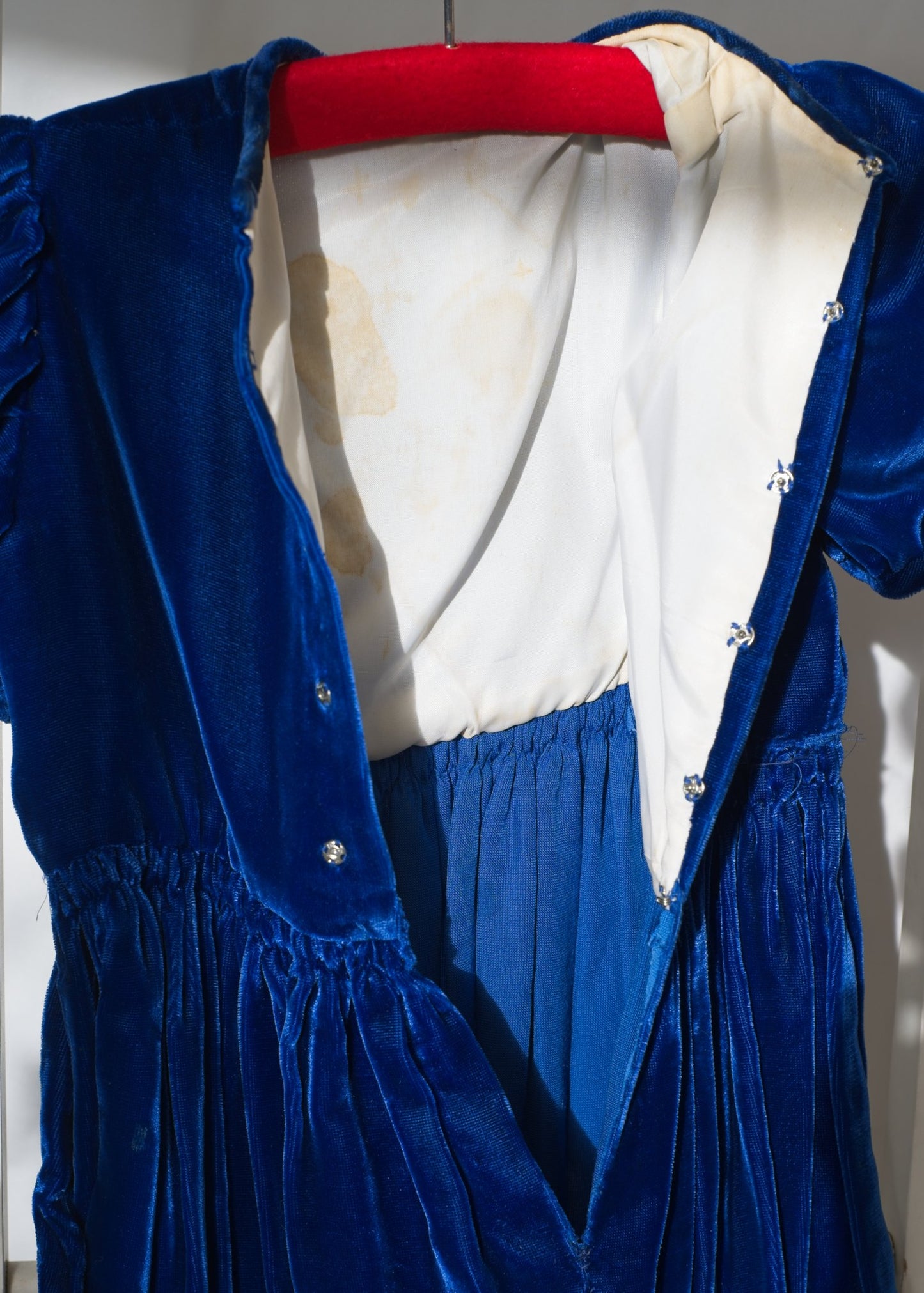Vintage Little Girl's Blue Velvet Party Dress • Children