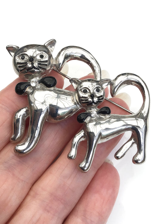 Vintage Cats on the Town Brooch • Silvertone