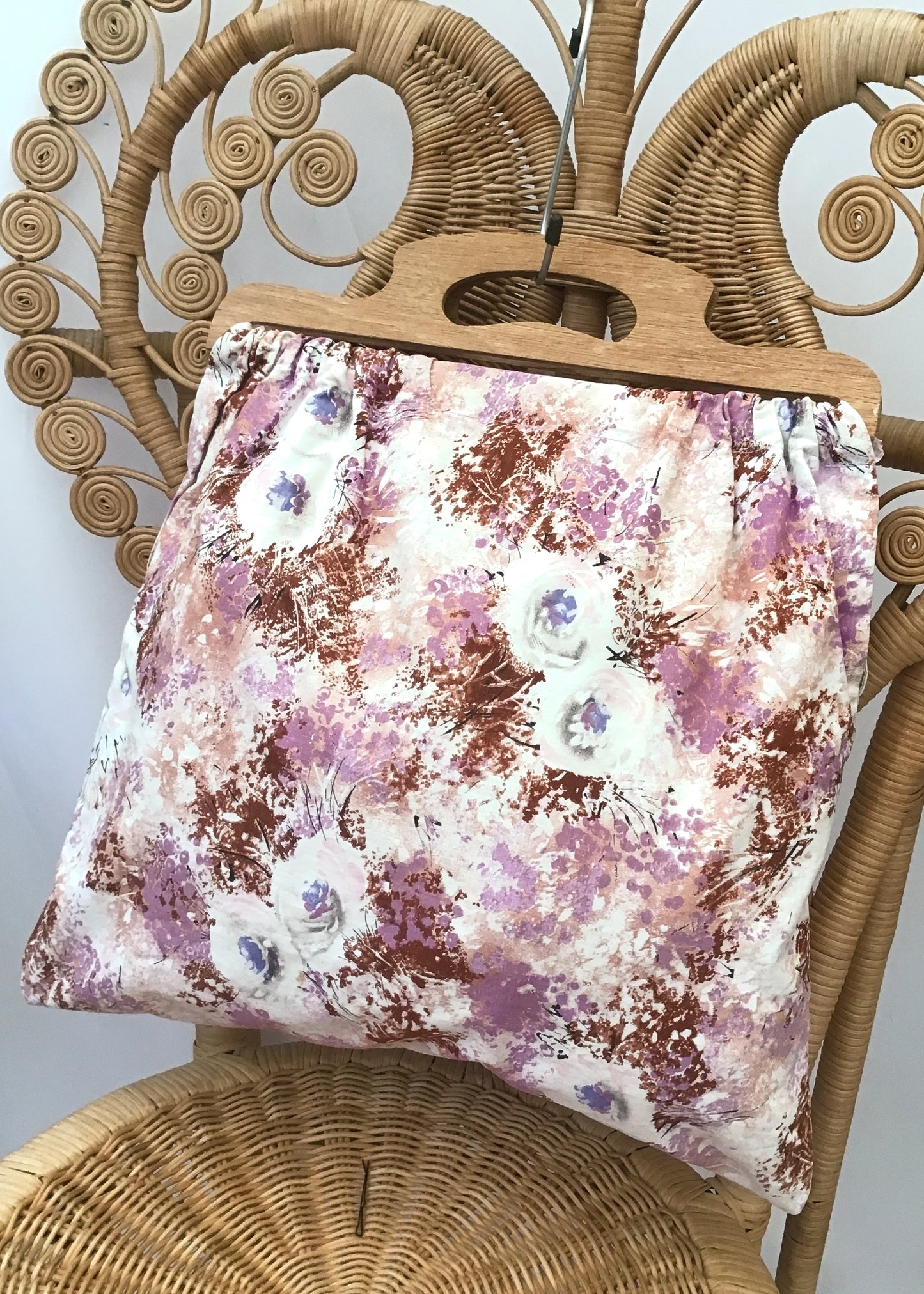 Vintage 70s Lilac Cotton Knitting Bag Yarn Bag • Wood Handles