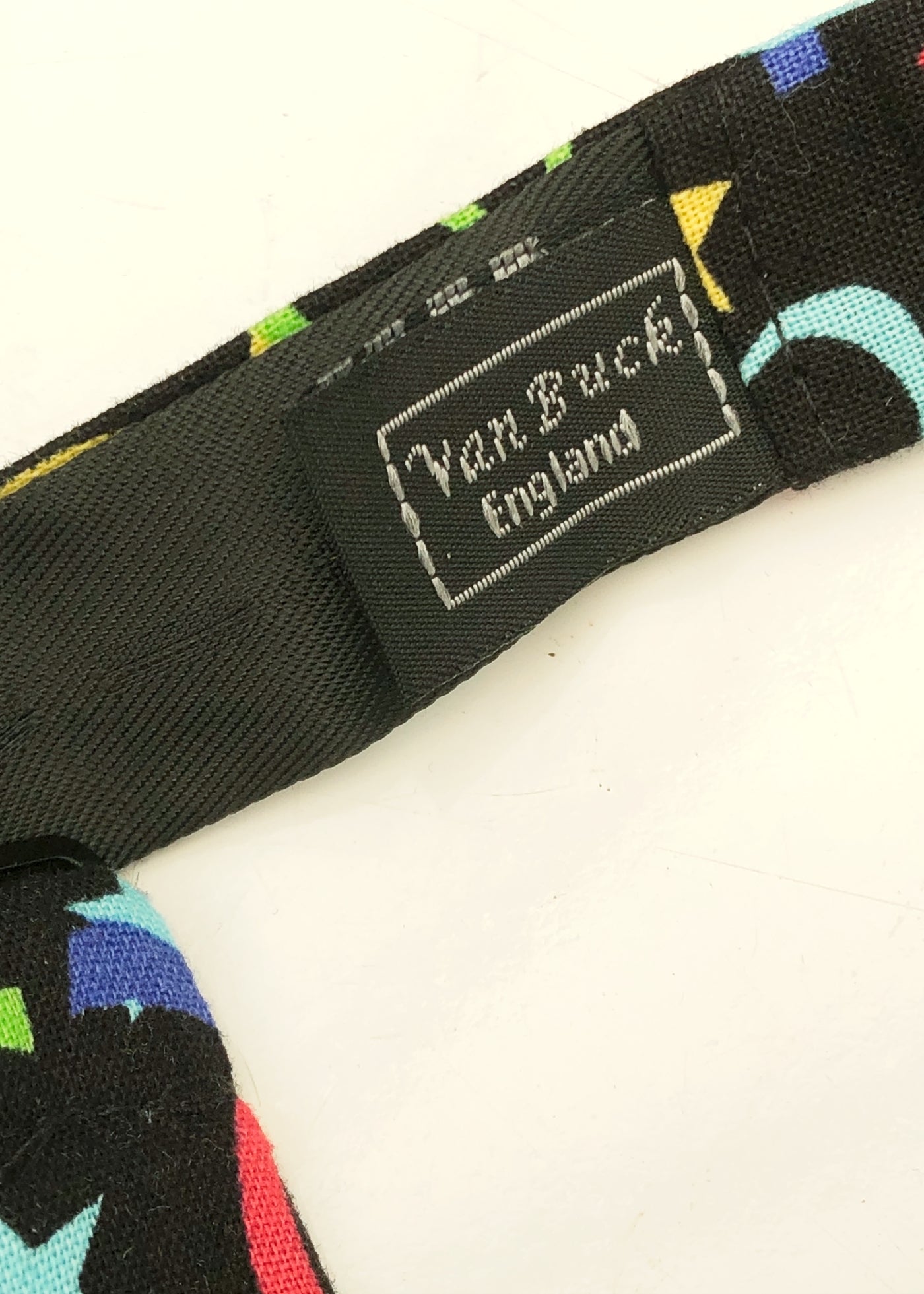 Preloved Novelty Party Confetti Pre-tied Bow Tie • Van Buck