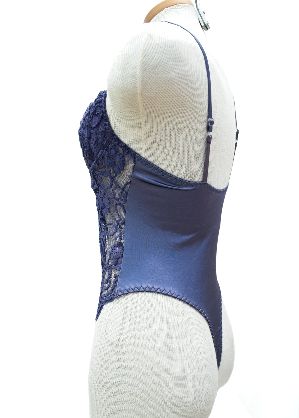 Vintage 90s Purple Lilac Satin Lace Bodysuit • 34" • Nordstrom