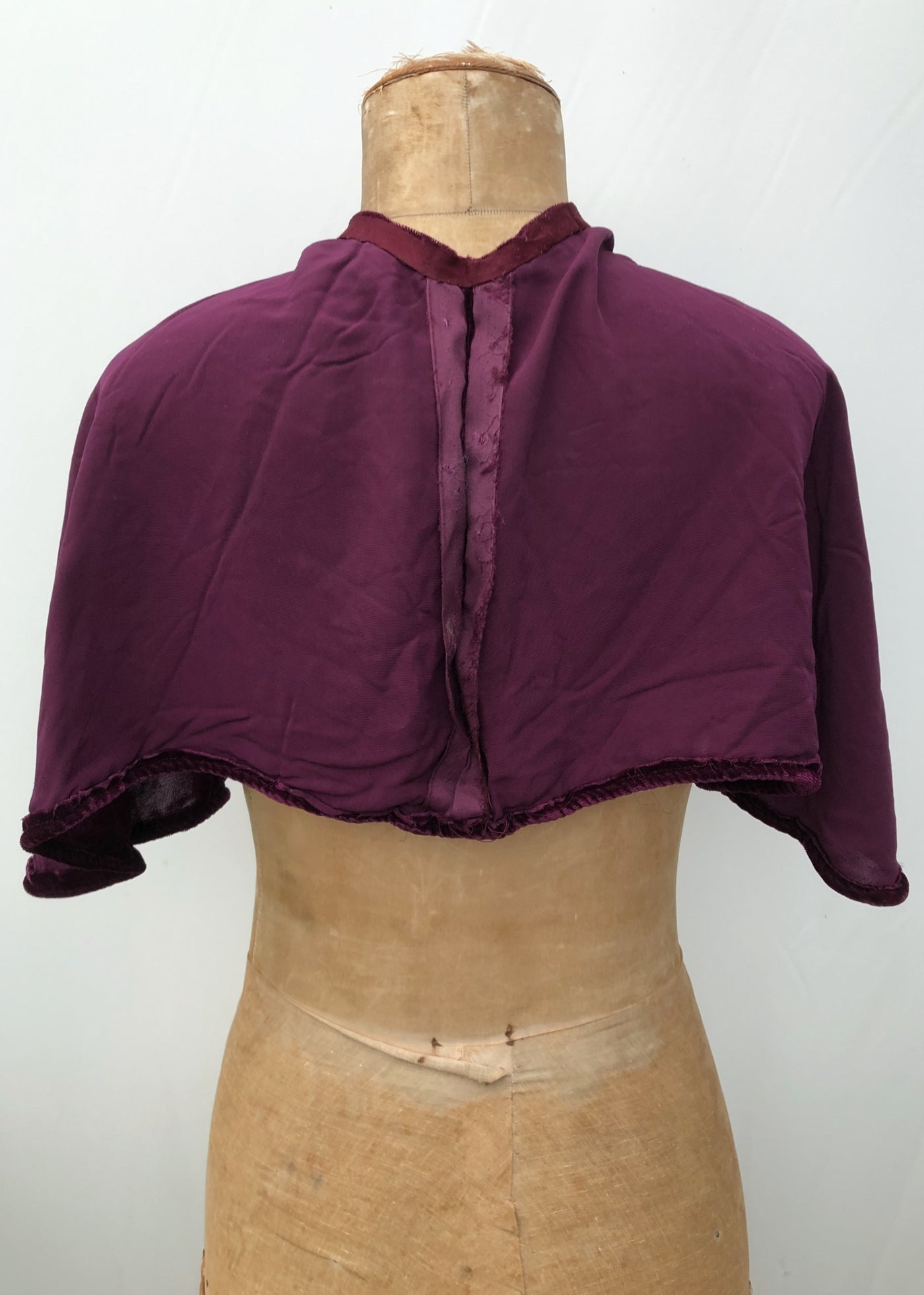 1920s Purple Silk Velvet Cape & Matching Muff Hand Warmer