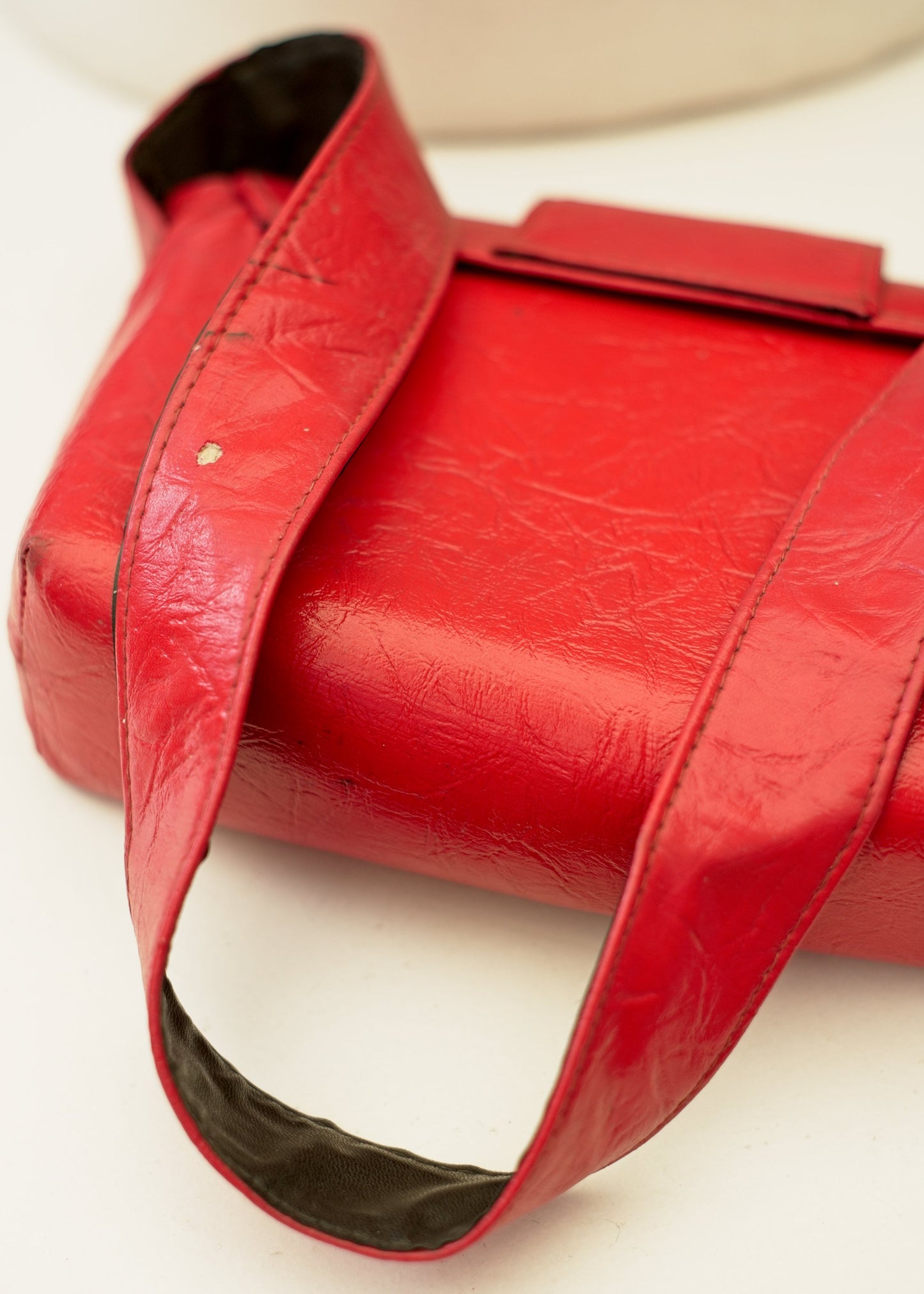 Vintage 1960s Red Vinyl Shoulder Bag • Mod • Go Go