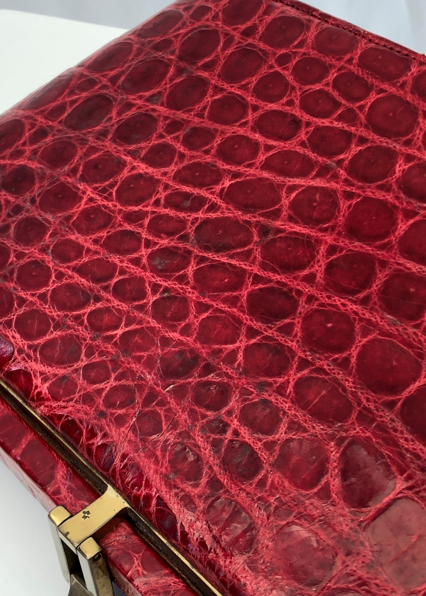 Vintage 40s Red Alligator Crocodile Handbag