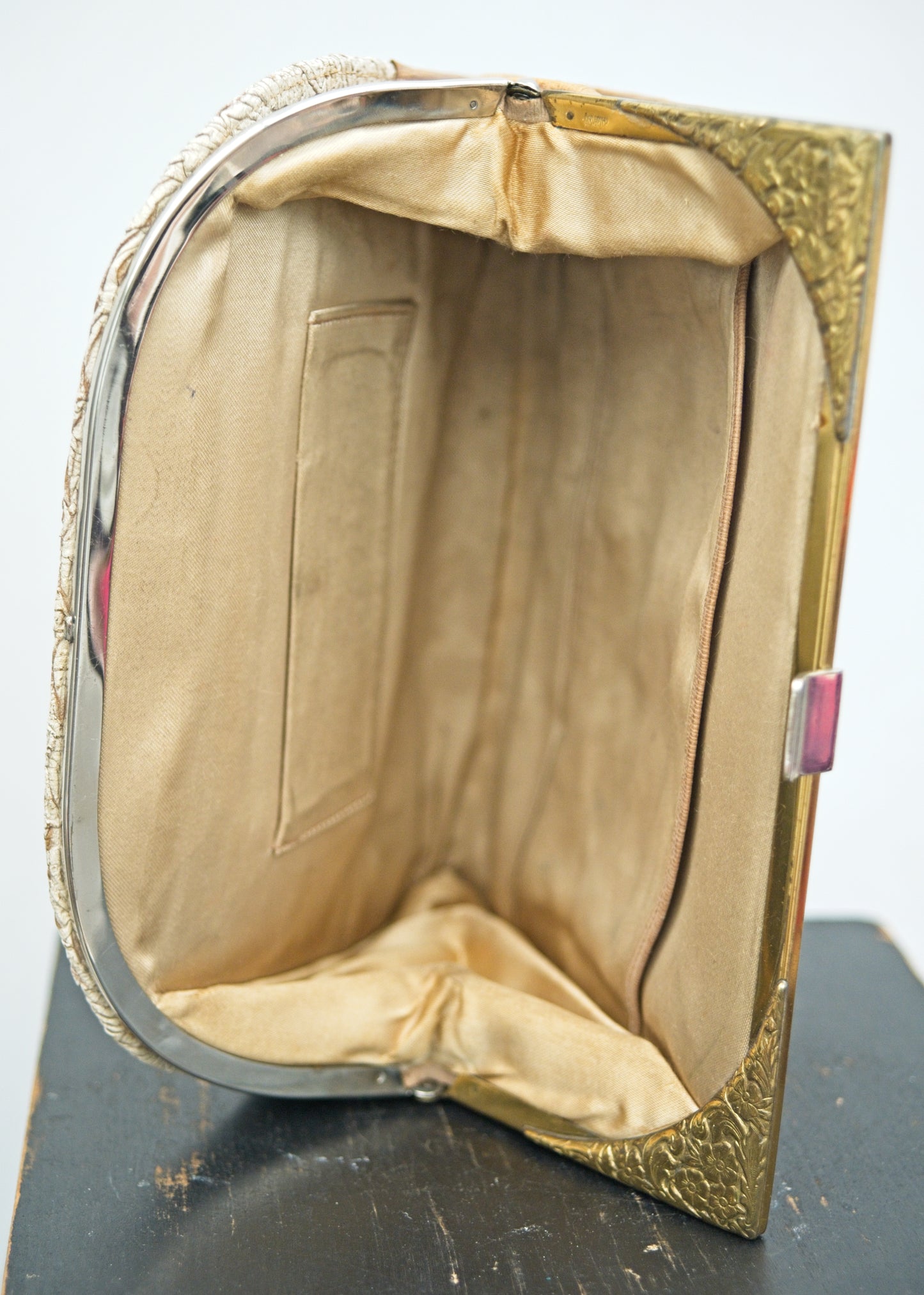 1940s Vintage Textured Leather Clutch Purse with Engraved Gold Frame Corners