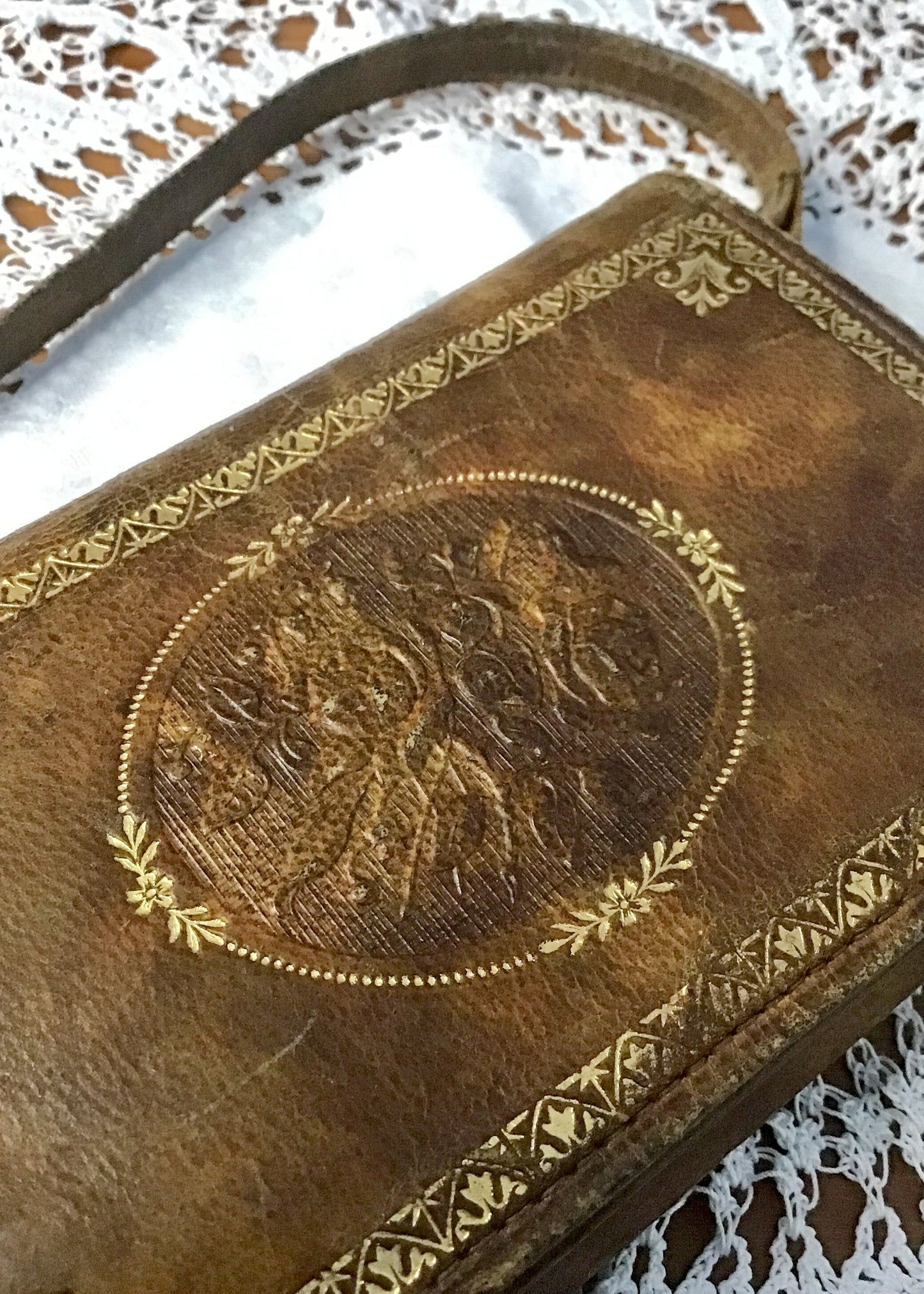 Cute Vintage Leather Tooled Purse with Handle