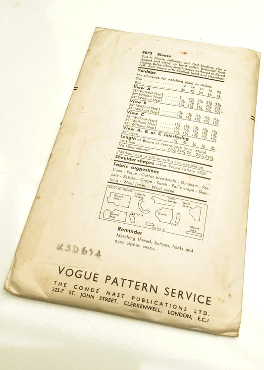 1950s Vintage Vogue #8872 Dressmaking Pattern • Tuck-in Collarless Blouse 32"