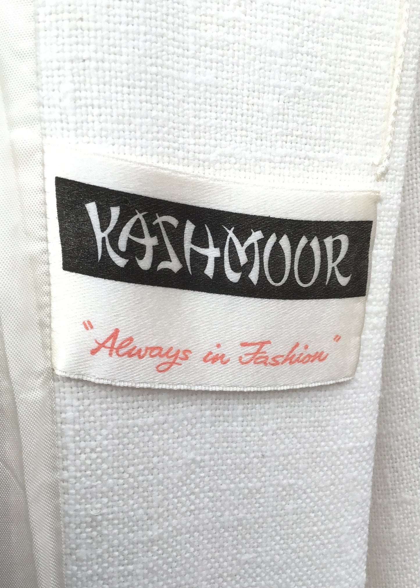 1960s Vintage White Coat • Kashmoor