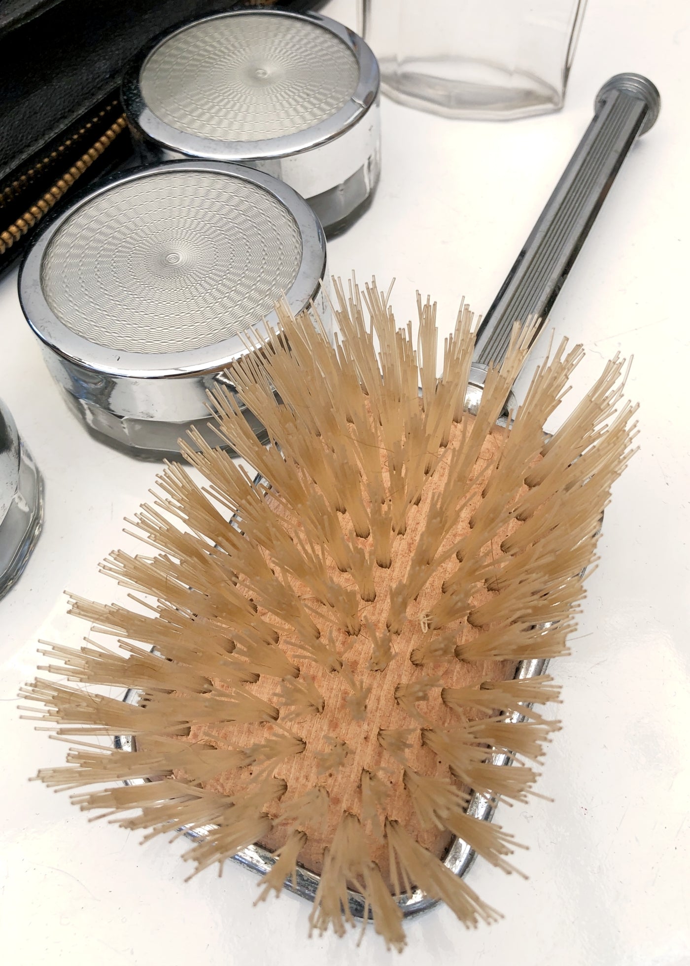 Vintage 50s Women's Travel Grooming Vanity Kit • Leather Case