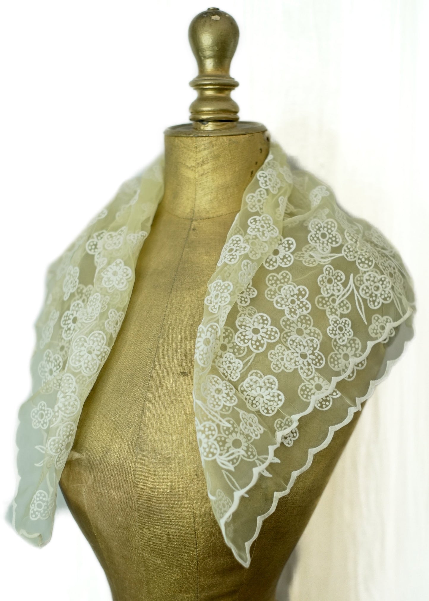 vintage 50s nylon flocked headscarf in primrose yellow and white flocking with scalloped edges