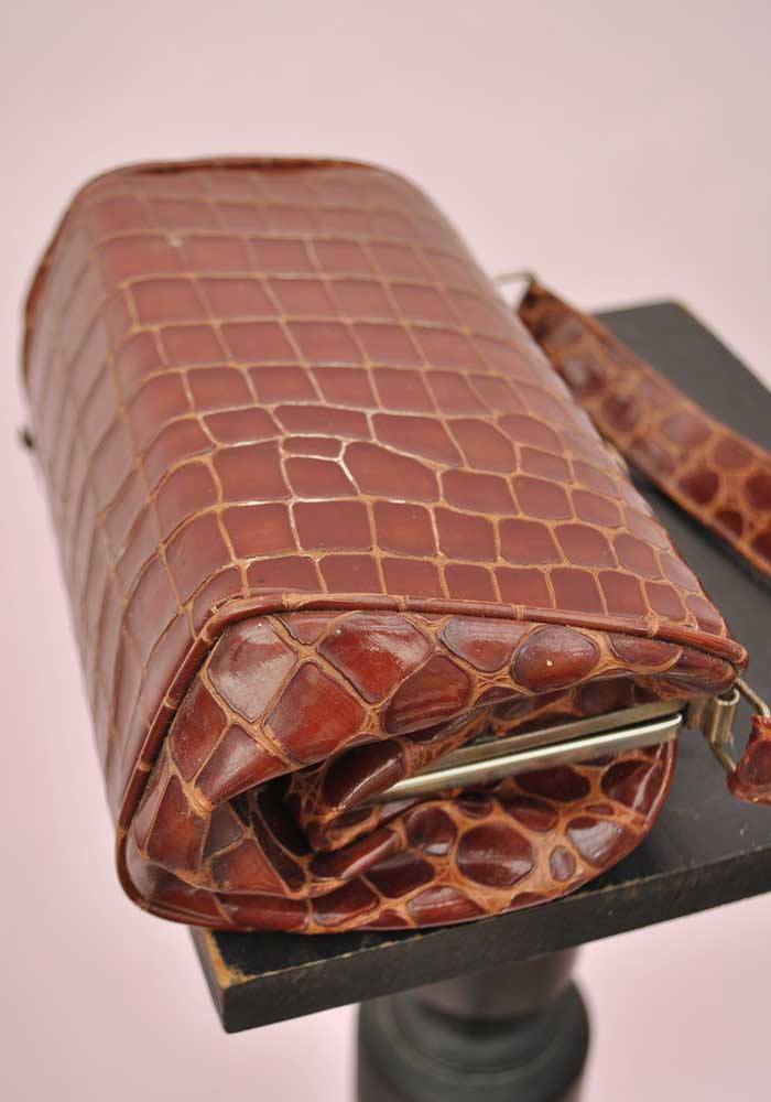 Vintage 30s Deco Crocodile Handbag • Small Barrel Shape • Brass Clasp