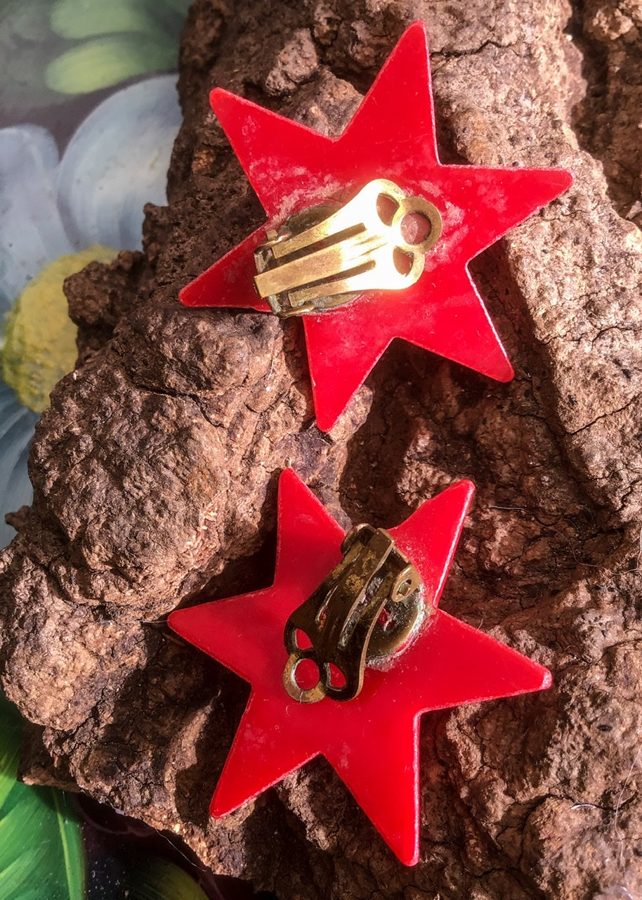 1980s Red Plastic Pop Art Vintage Clip On Earrings