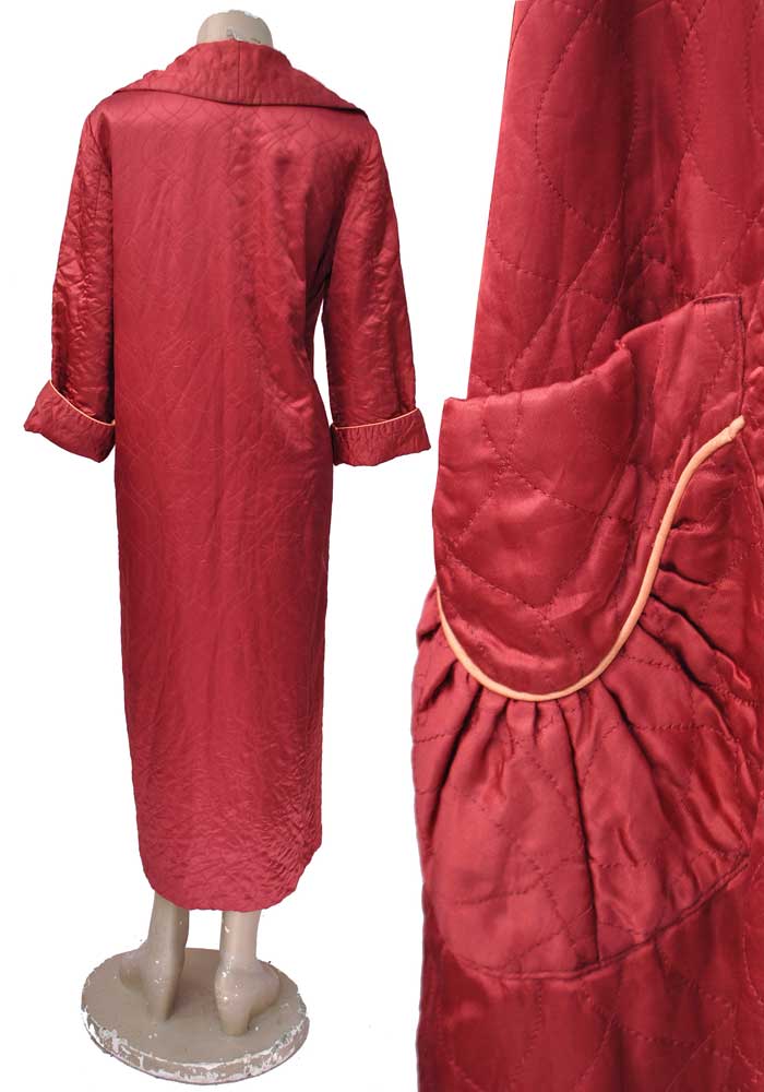 1940s midcentury rayon dressing gown robe, peach lining
