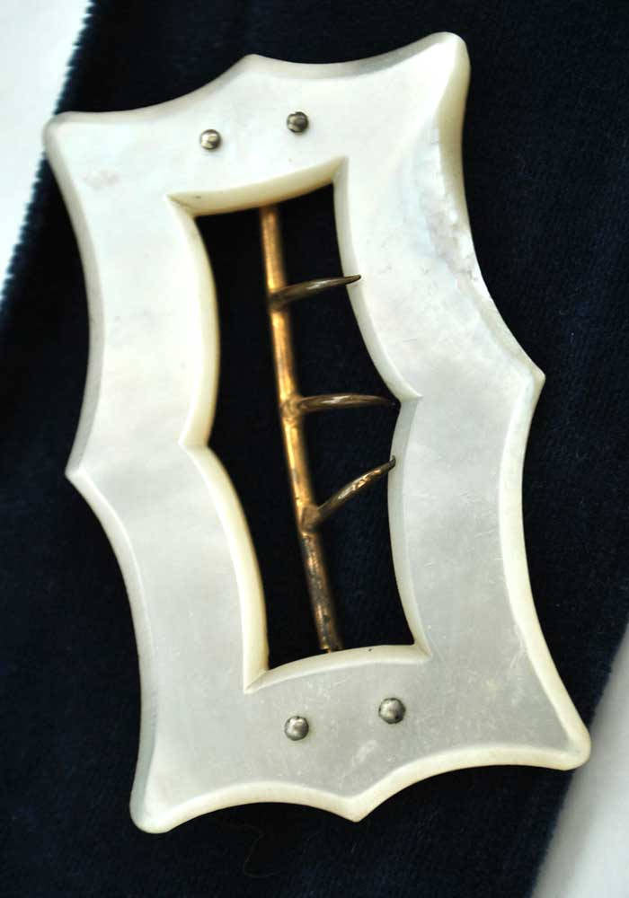 1800s Large Antique Edwardian Mother of Pearl Belt Buckle Pinchbeck Top Notch Vintage