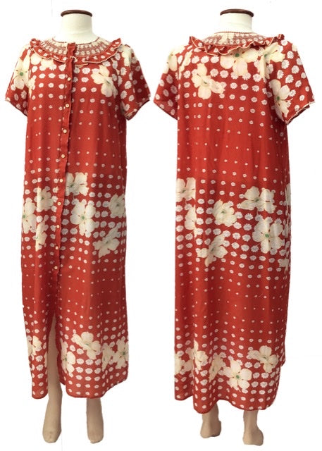 1960s Vintage Cinnamon Floral Robe Housecoat • Dressing Gown