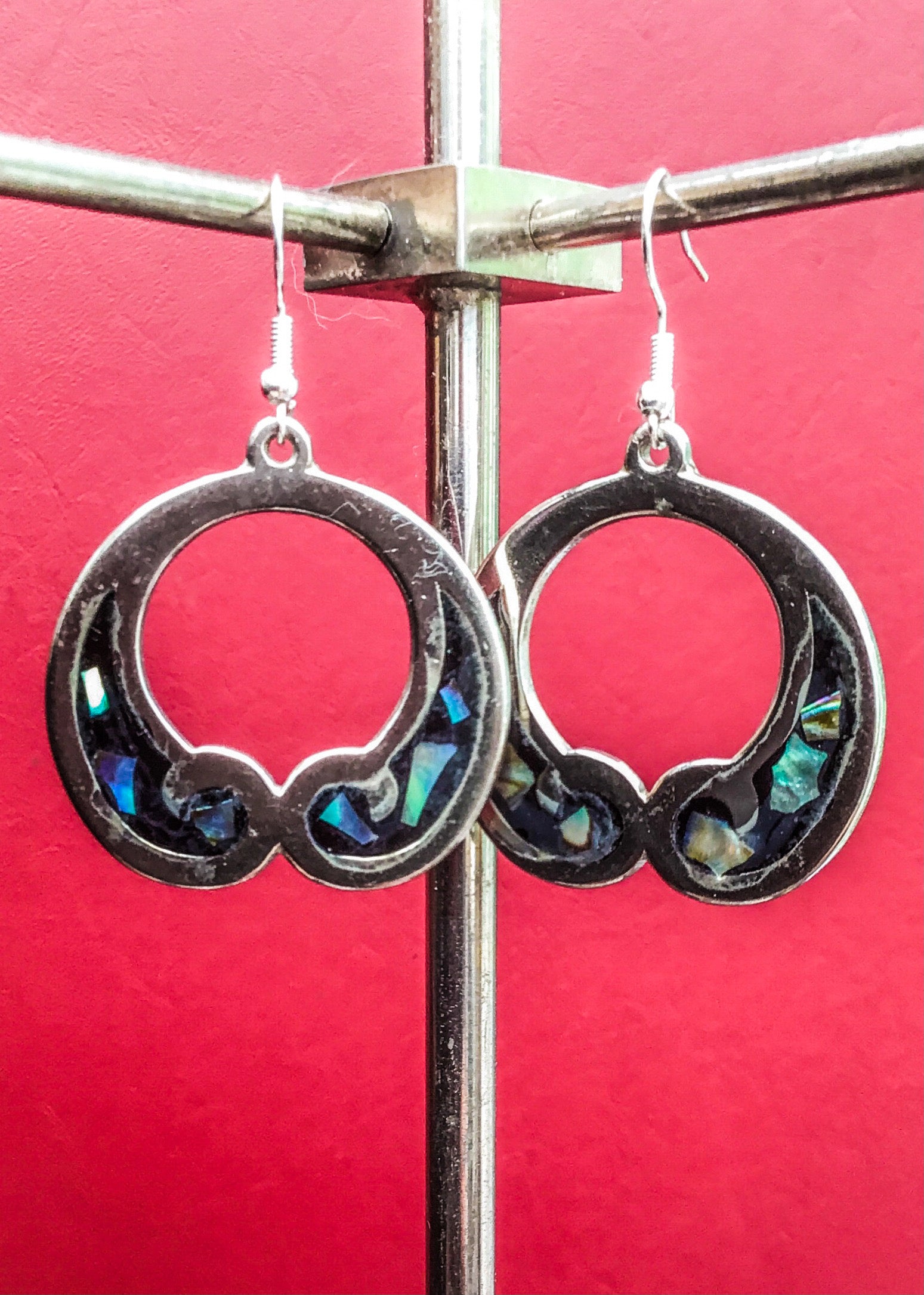 Vintage 80s Silver Hoop Dangle Earrings with Abalone Hook