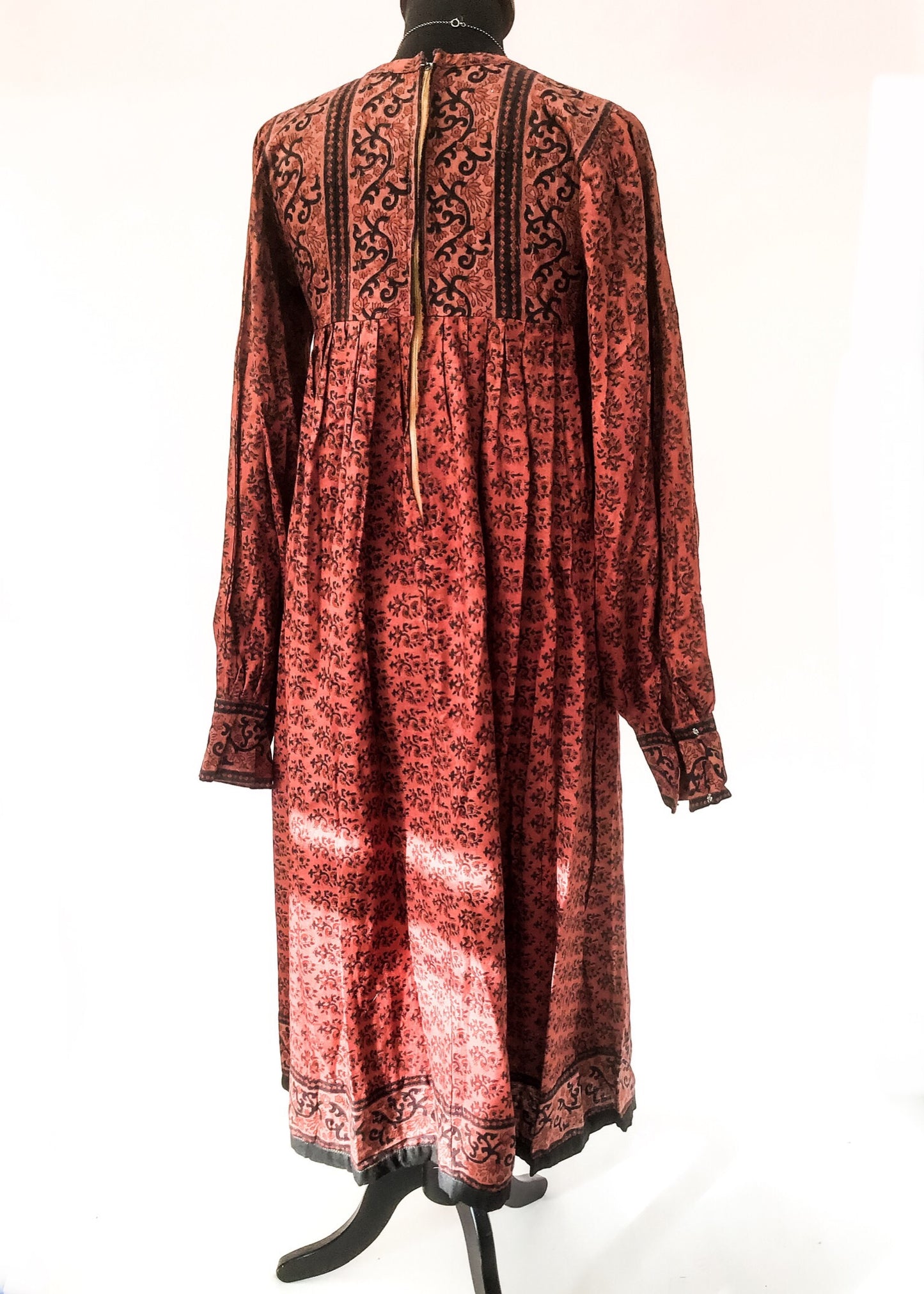 1970s Vintage Block Printed Ayesha Davar Dress