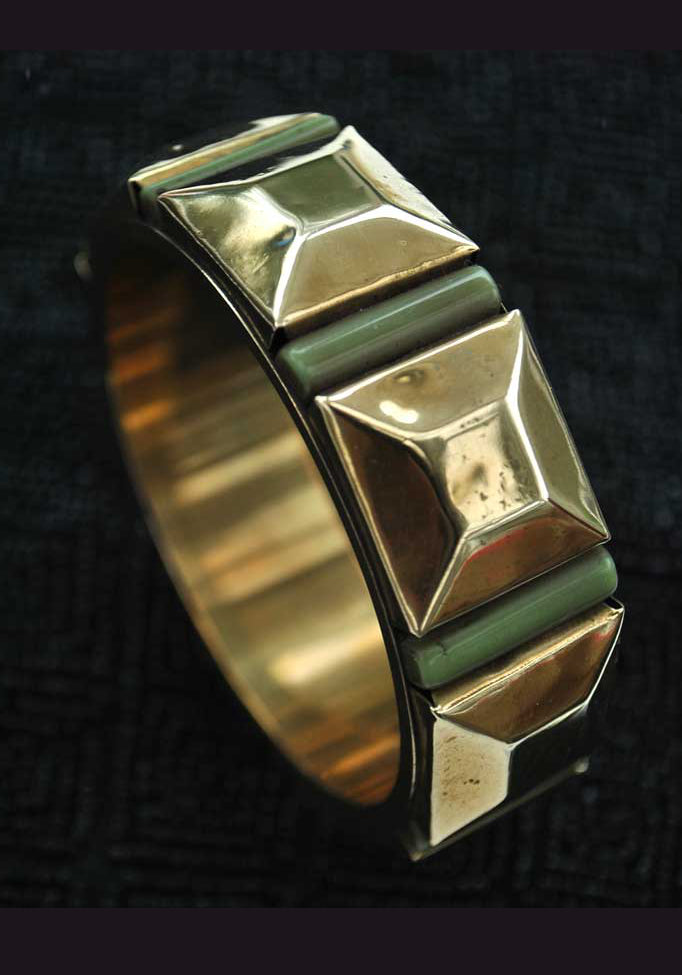 deco brass pyramid and galalith, bengel style bangle
