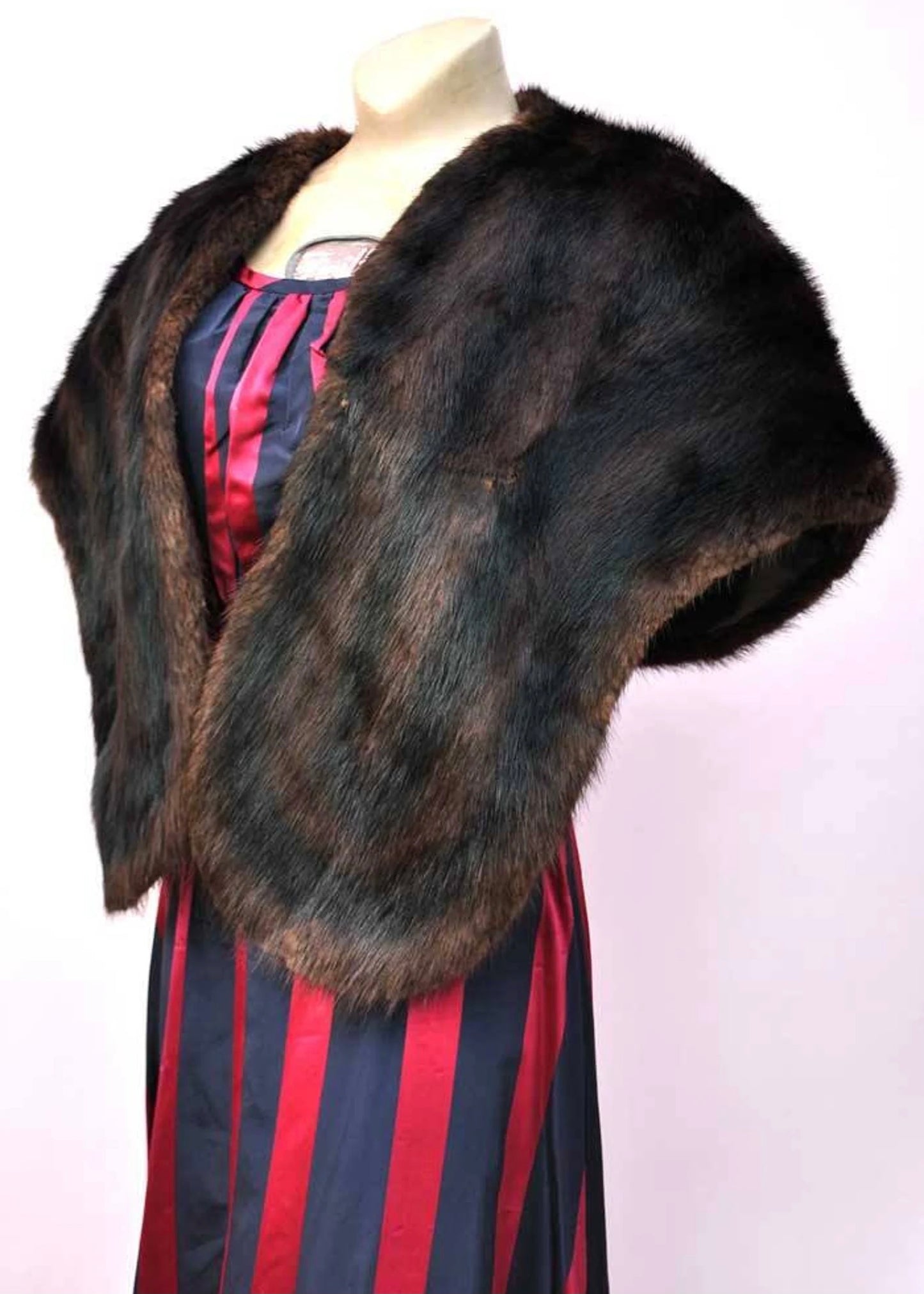 Superb Vintage 50s Luxurious Brown Fur Stole Wrap Hollywood Glam • Goodwood