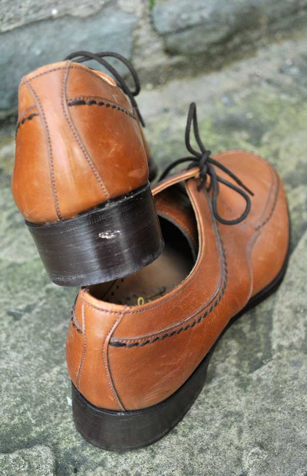 vintage 50s tan lace up shoes