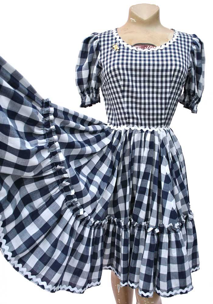 vintage rockabilly gingham dress for a barn dance