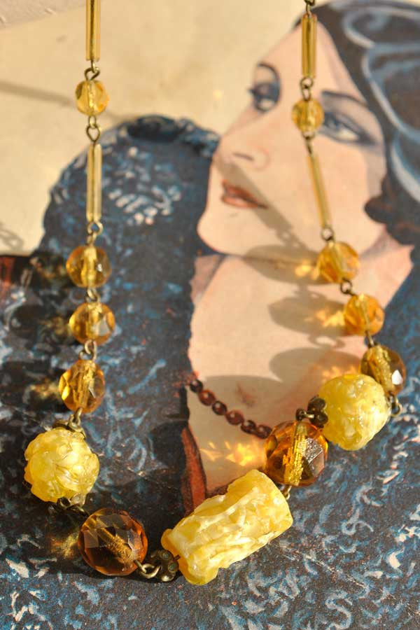 vintage 1930s art Deco Bohemian art glass necklace, neiger