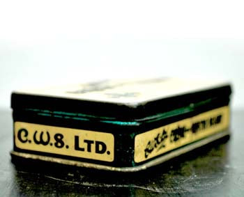 Collectable Vintage 40s Creme De Menthe Tin