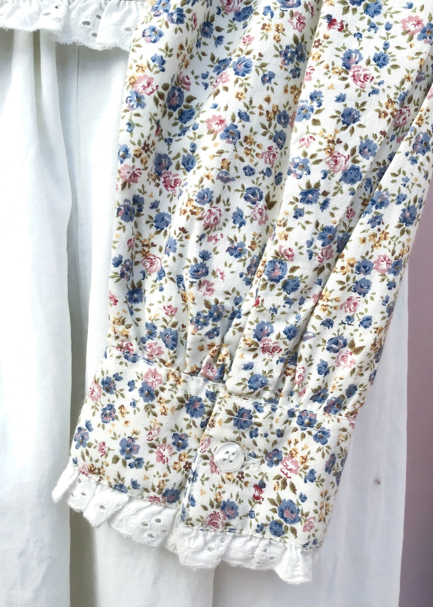 1970s Vintage Ditsy Floral Cotton Blouse Jacket • Dorothy Perkins • 42"