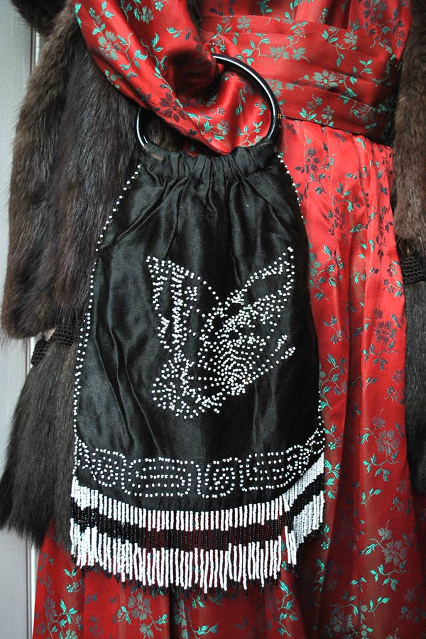 silk beaded flapper purse